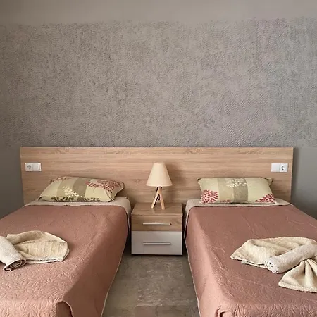 Greek Islands Apartment *